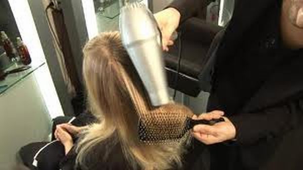 Blow dry without a gel