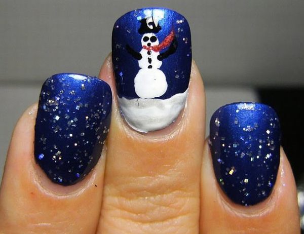 Snowman nail art
