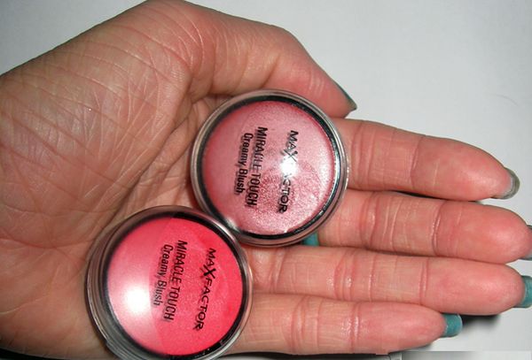 Max Factor Miracle Touch Creamy Blush in 18 Soft Cardinal