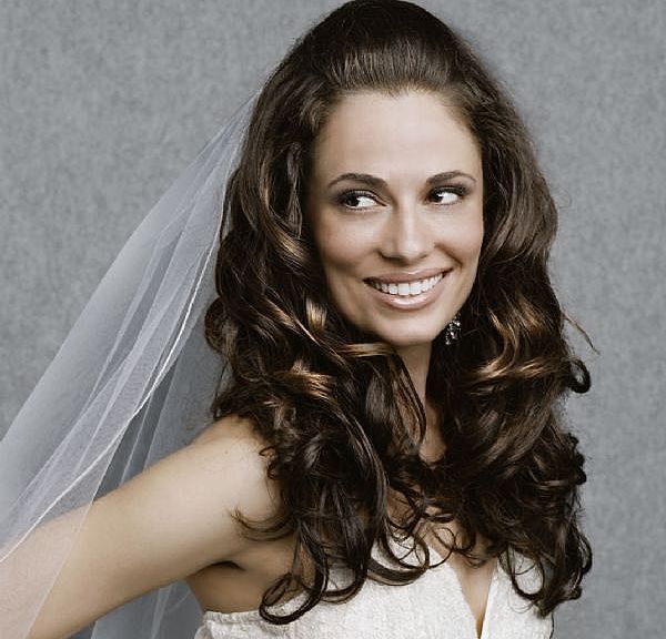 curly-wedding-hairstyles-2