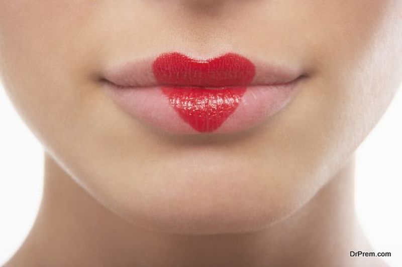 Dimensional lips