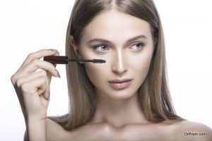 Eye makeup