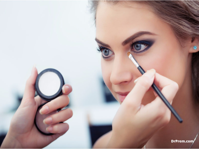 Black eyeliner with a white under eye line