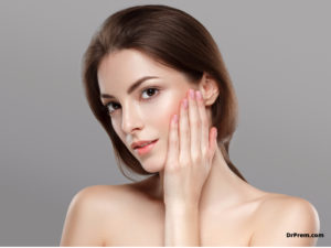Chemical free DIY face mist that will rejuvenate you