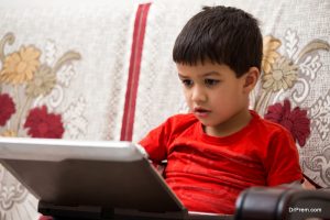 Coax-Your-Child-Away-From-Gadgets-and-Games.