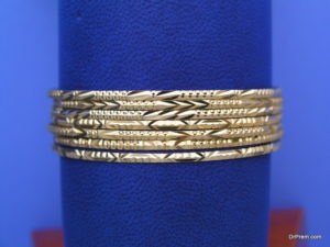 Style-Your-Golden-Bangles