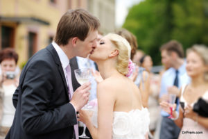 Plan a Small Wedding