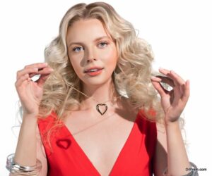 heart necklace